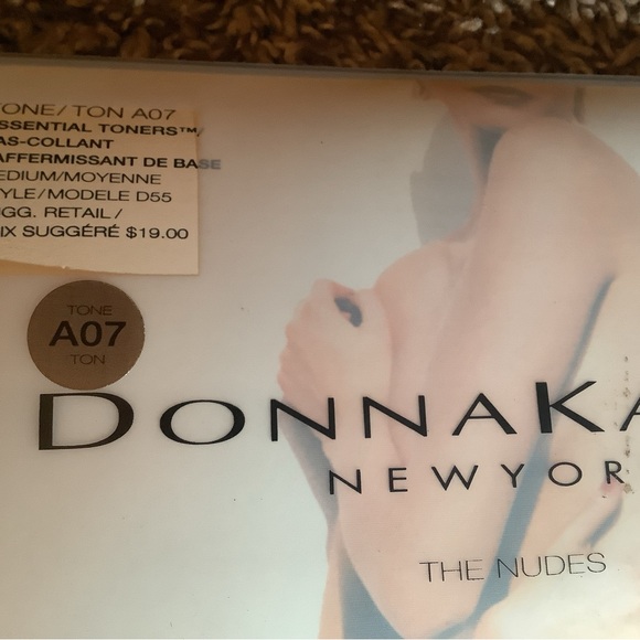 Donna Karan the nudes essential toners pantyhose, color B06, size: M - Picture 4 of 12